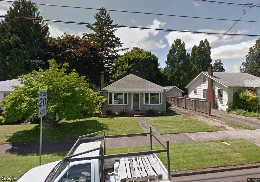 513 S Edwards St, Newberg, OR 97132 - photo 1