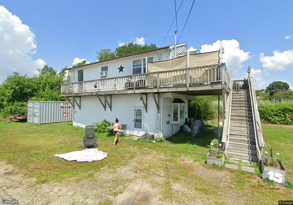 15 Quonset Ave, Warwick, RI 02889 - photo 1