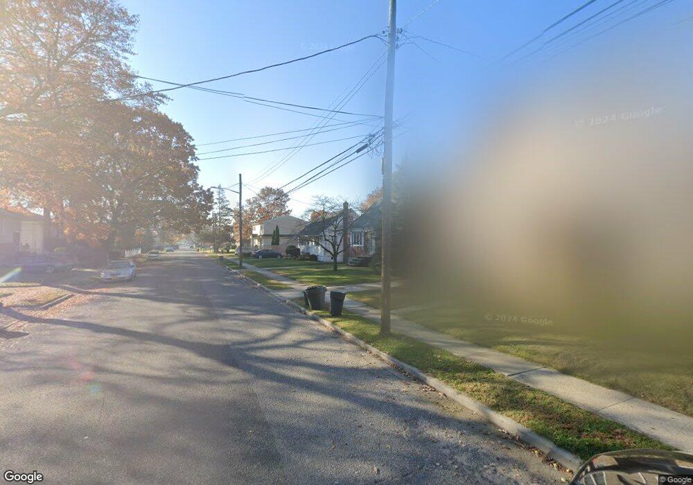 206 Catherine Ave, Franklin Square, NY 11010 - photo 1