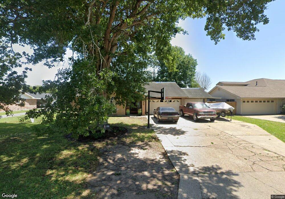 705 Bonvue St, Lake Charles, LA 70605 - photo 1