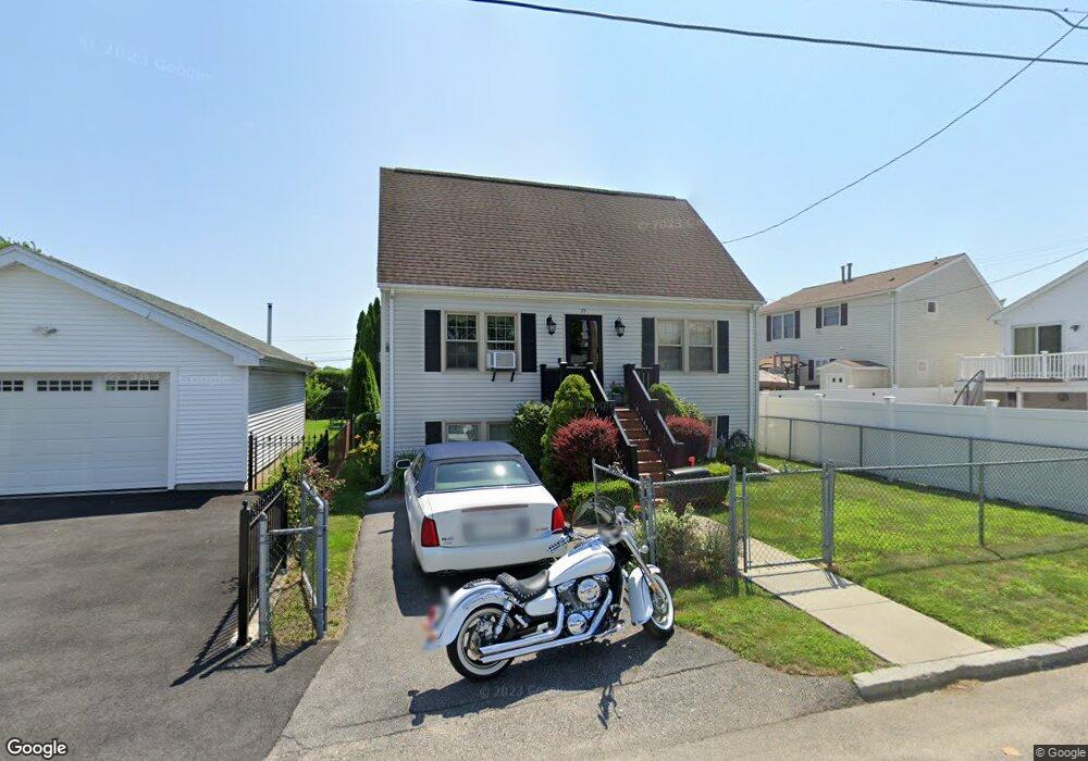 25 Magellan St, Fall River, MA 02724 - photo 1
