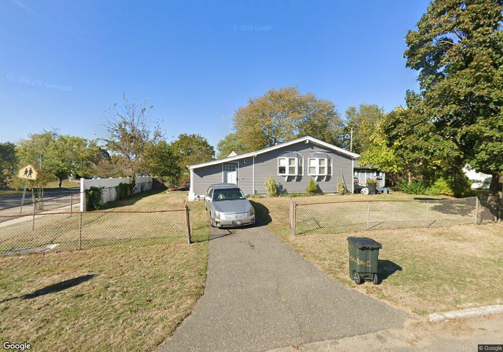 41 Hackmatac St, Central Islip, NY 11722 - photo 1