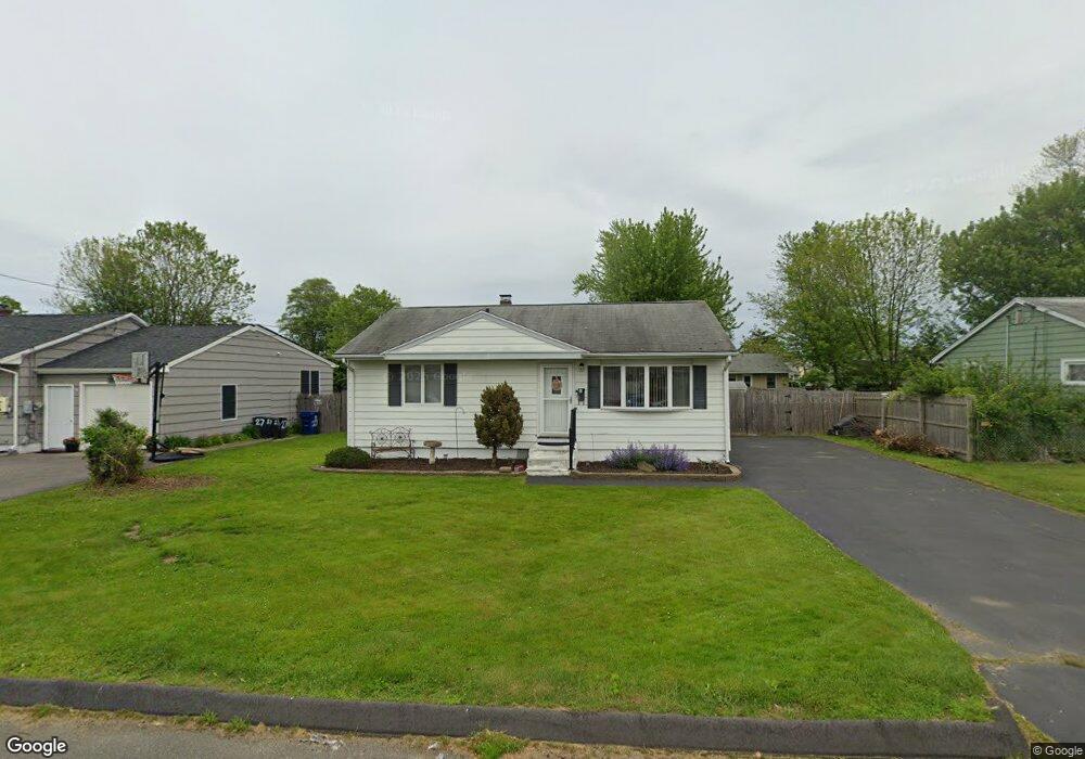 33 Wind Sock Rd, West Haven, CT 06516 - photo 1