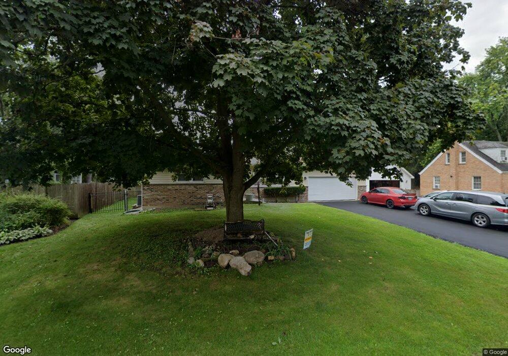 2201 N Bonnie Brook Ln unit W, Waukegan, IL 60087 - photo 1