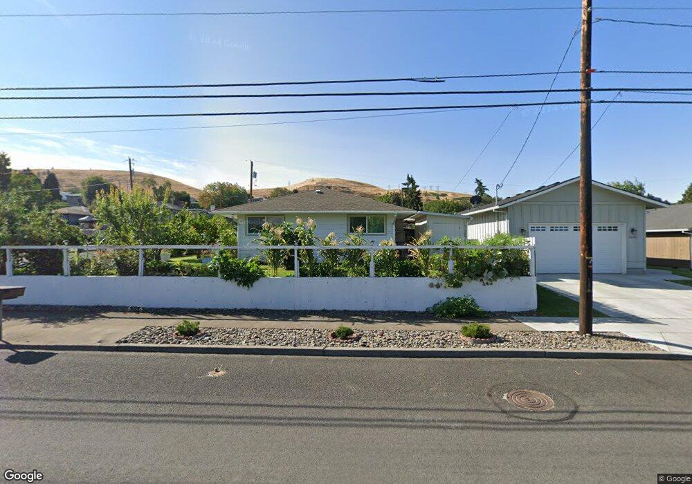 2120 E 12th St, the Dalles, OR 97058 - photo 1