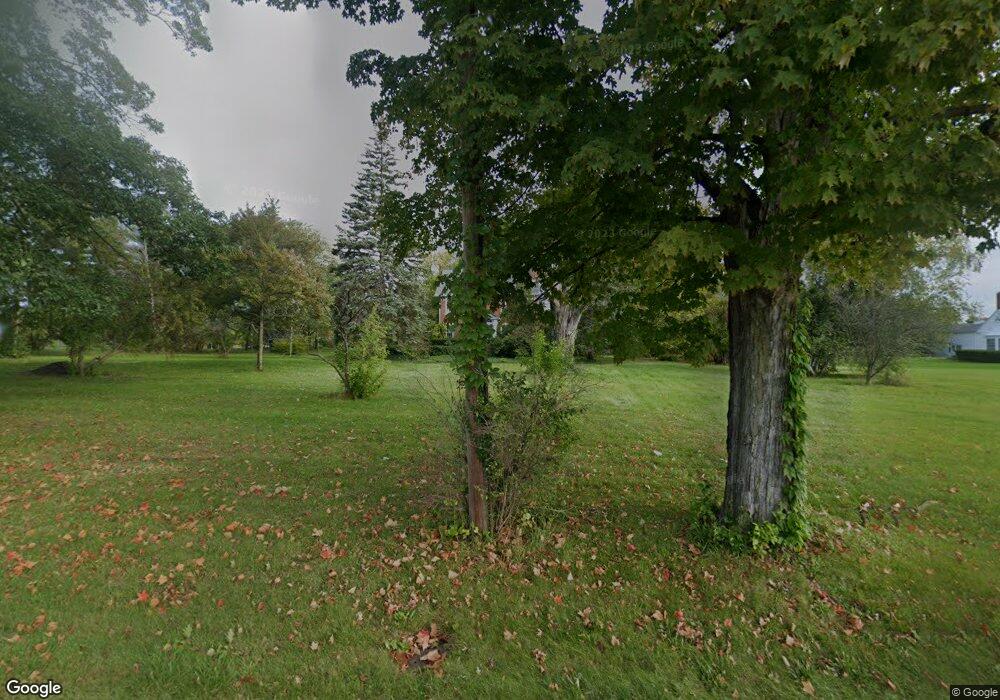 215 Ash St E, Three Oaks, MI 49128 - photo 1