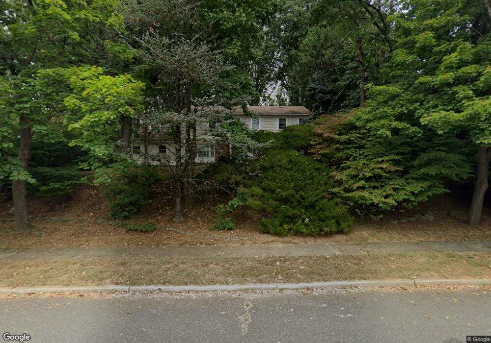 49 Mccutcheon Ct, Middletown, NJ 07748 - photo 1