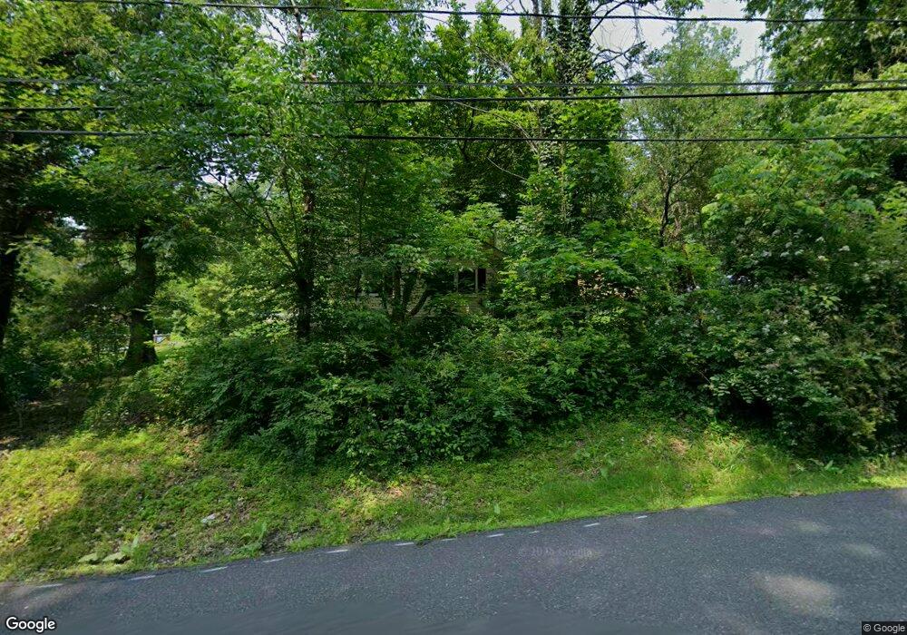 5192 Hiffletrayer Rd, Green Lane, PA 18054 - photo 1