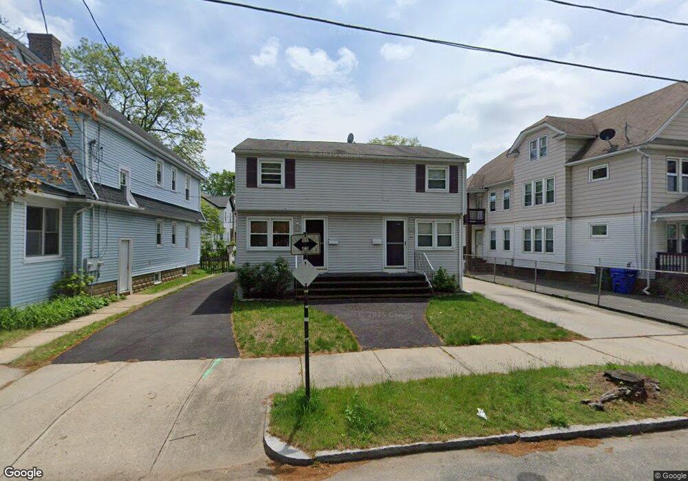 55 Mansfield St, Springfield, MA 01108 - photo 1