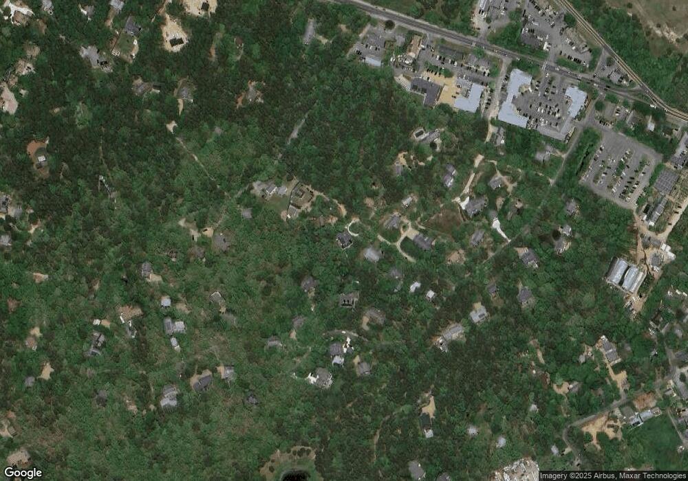 8 Mariners Cir, Edgartown, MA 02539 - photo 1