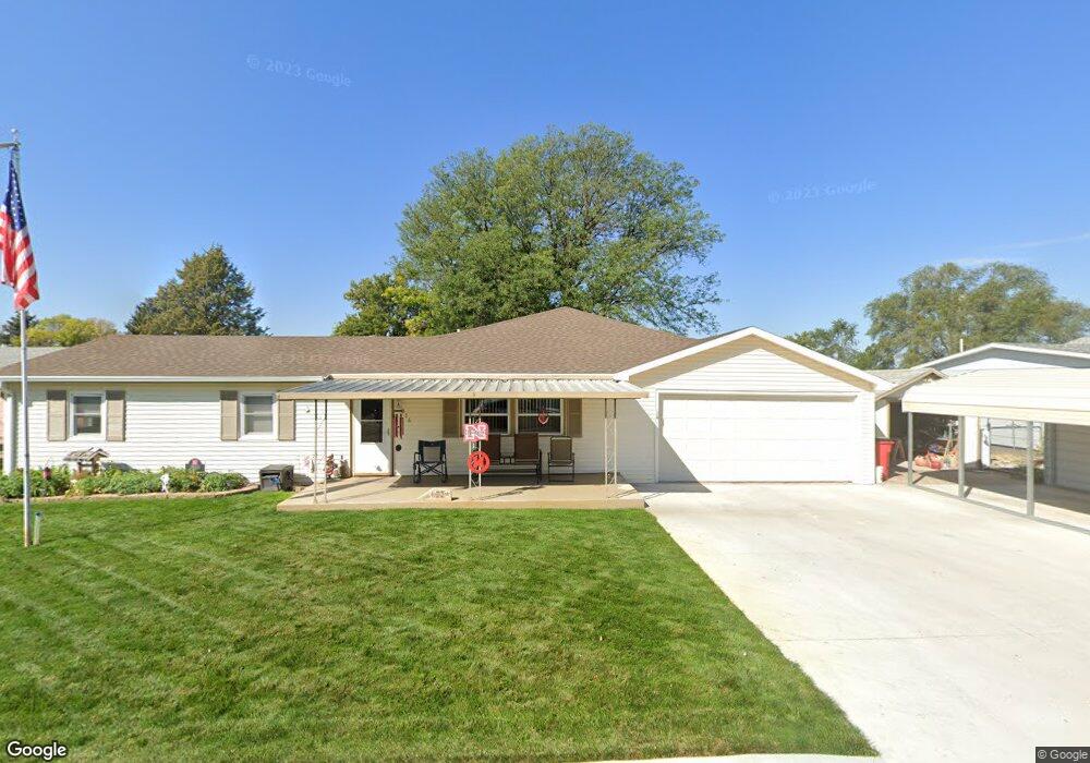 2814 Pearson Rd, North Platte, NE 69101 - photo 1