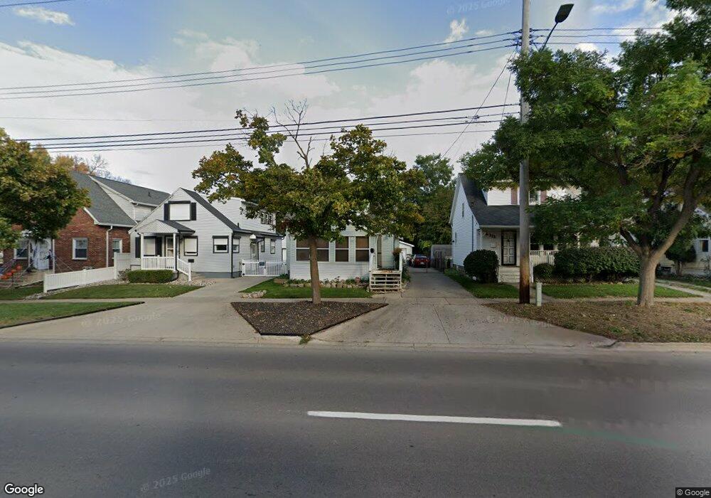 2109 S Martin Luther King jr Blvd, Lansing, MI 48910 - photo 1