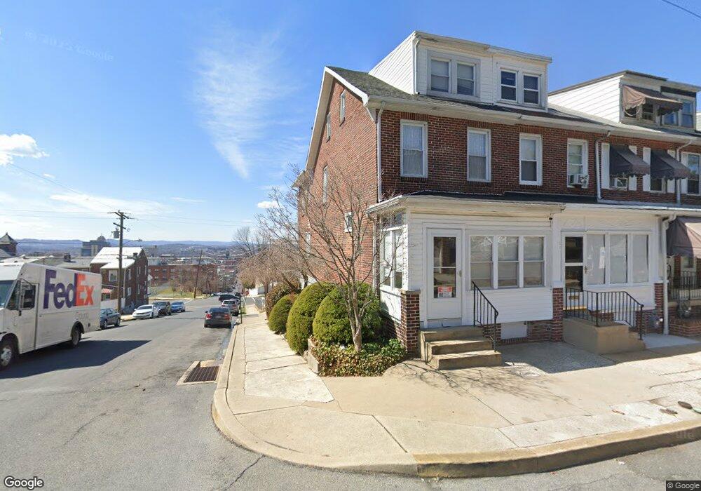 300 Linden St, Reading, PA 19604 - photo 1