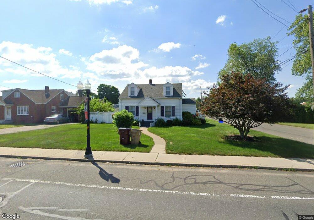 554 East St, Ludlow, MA 01056 - photo 1