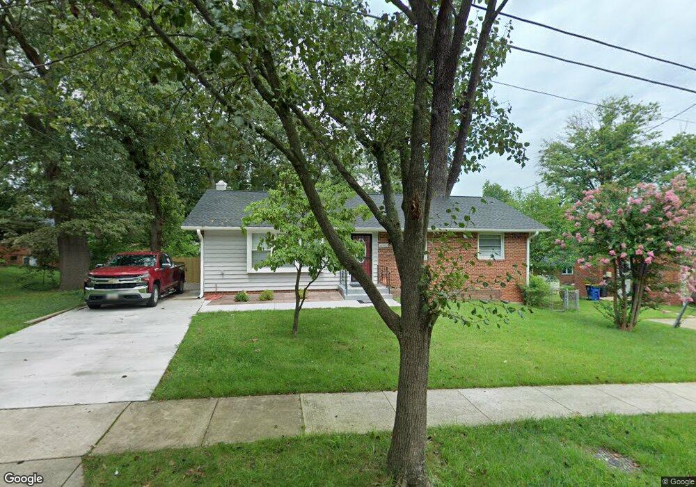 8302 Oglethorpe St, New Carrollton, MD 20784 - photo 1