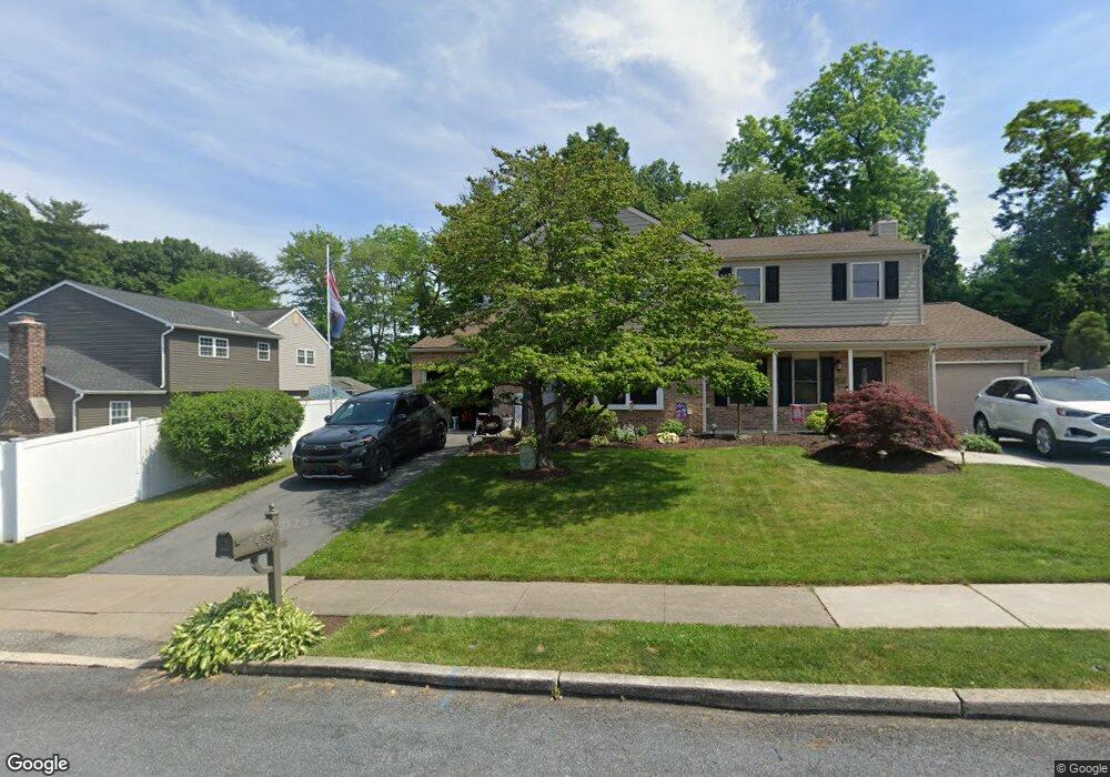 4190 Newport Dr, Emmaus, PA 18049 - photo 1