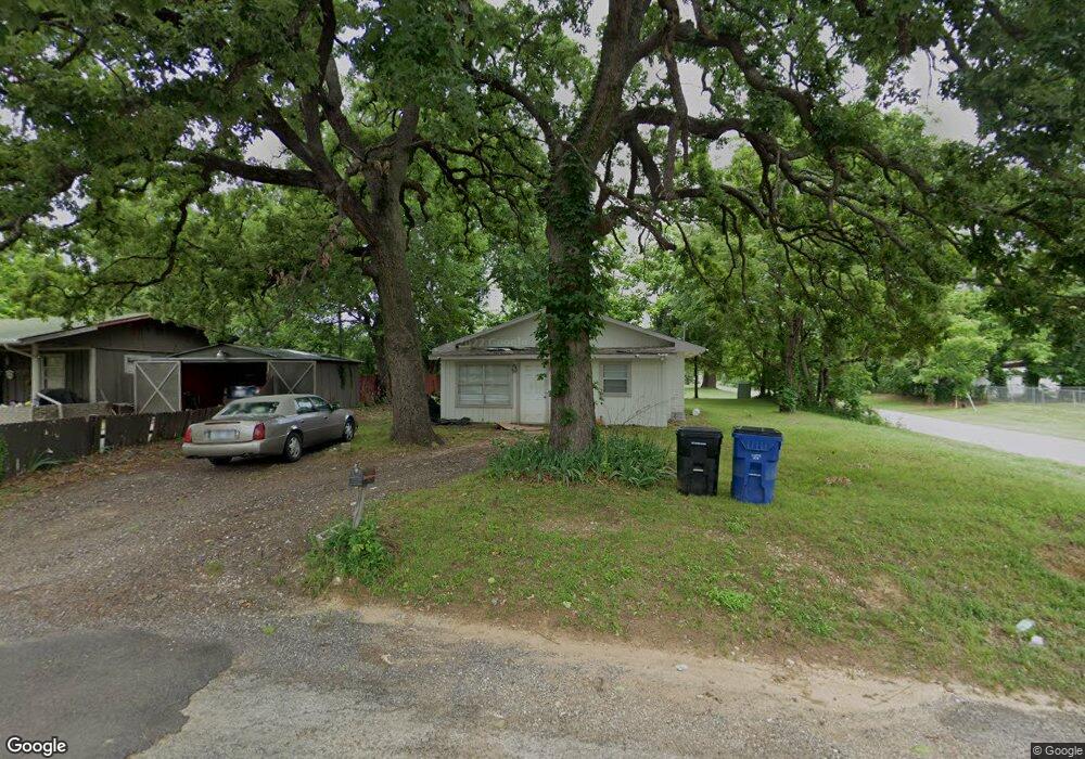 901 Rice St, Denison, TX 75020 - photo 1