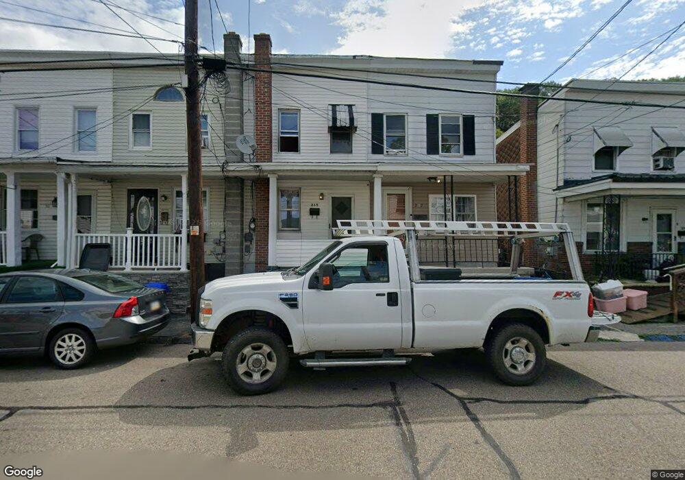 215 S Morris St, Saint Clair, PA 17970 - photo 1