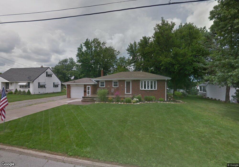 469 W Harvey St, Struthers, OH 44471 - photo 1