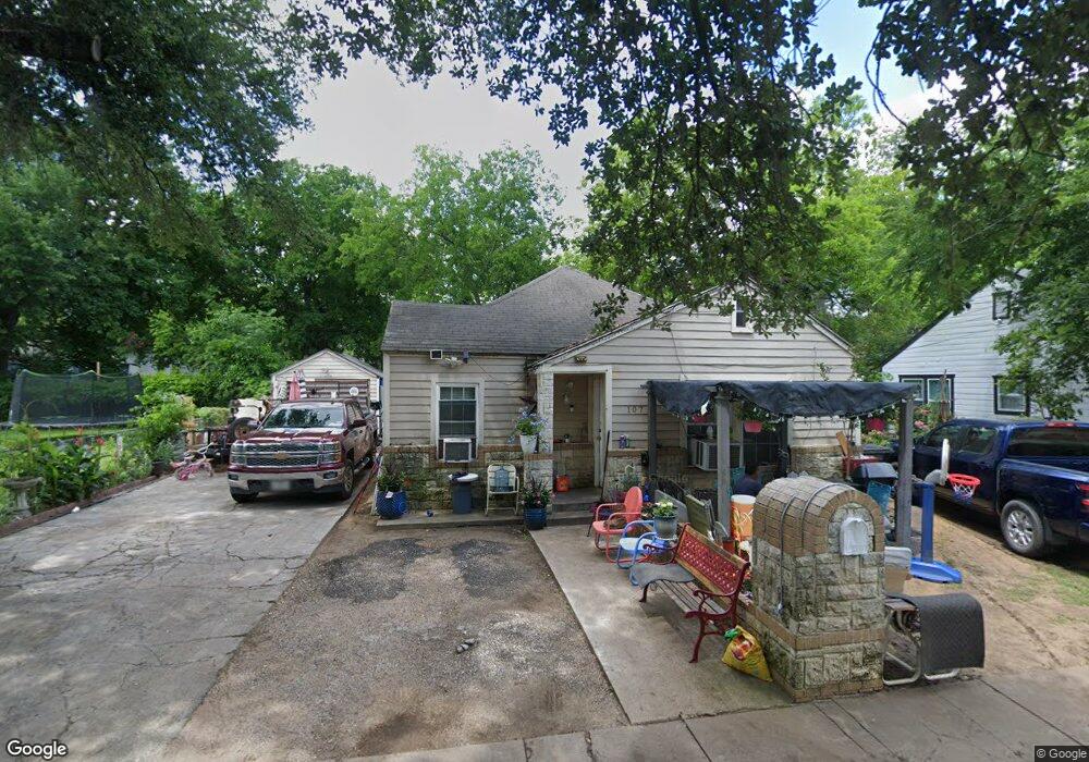 107 Harmon St, Cleburne, TX 76033 - photo 1