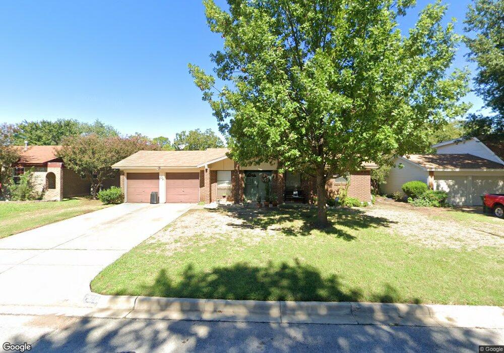 7925 Donegal Ln, North Richland Hills, TX 76180 - photo 1