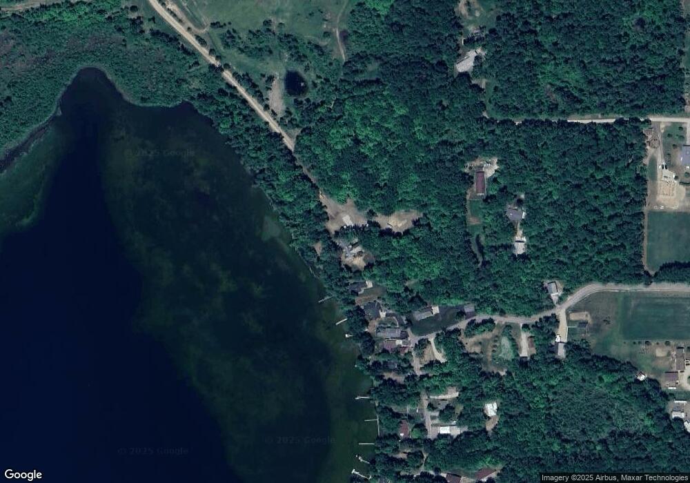 1074 W Lake Dr, West Branch, MI 48661 - photo 1