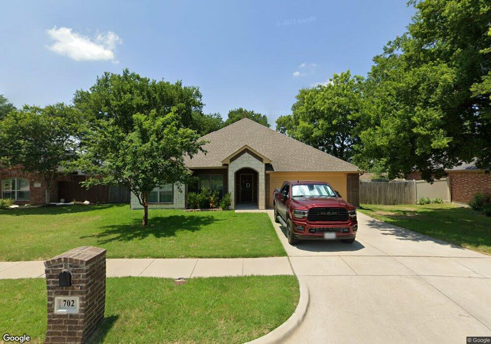 702 Woodcrest Dr, Ennis, TX 75119 - photo 1