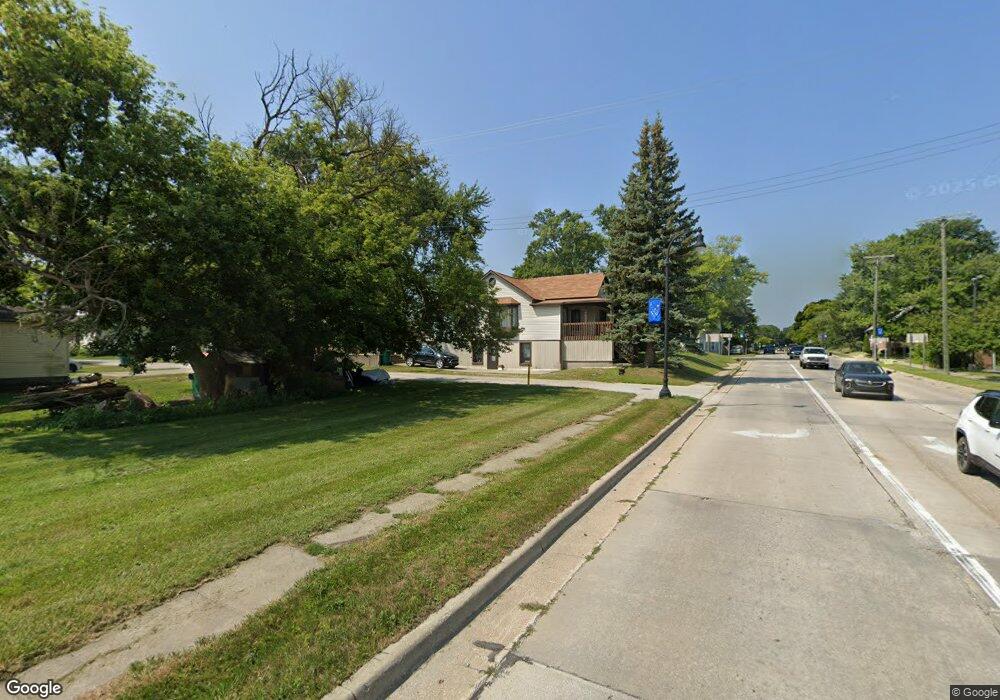 2418 Oak St, Port Huron, MI 48060 - photo 1