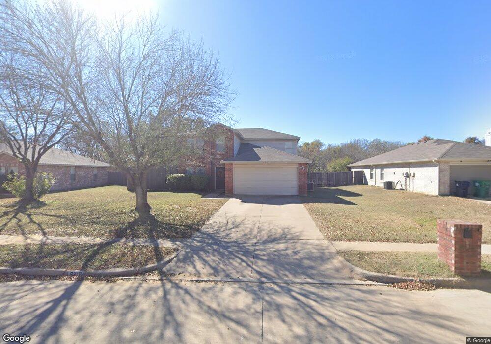 9212 Seven Oaks Ln, Denton, TX 76210 - photo 1