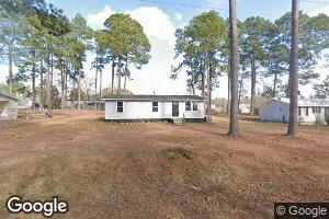 112 Ricky Rowland Dr, Lyons, GA 30436