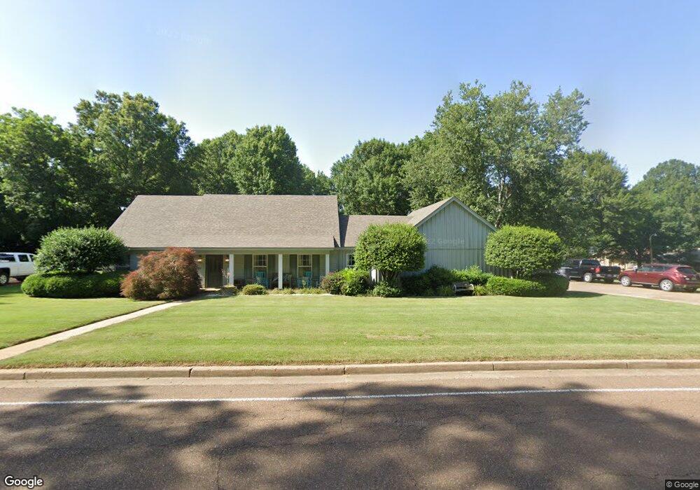 184 W Robinson St, Hernando, MS 38632 - photo 1