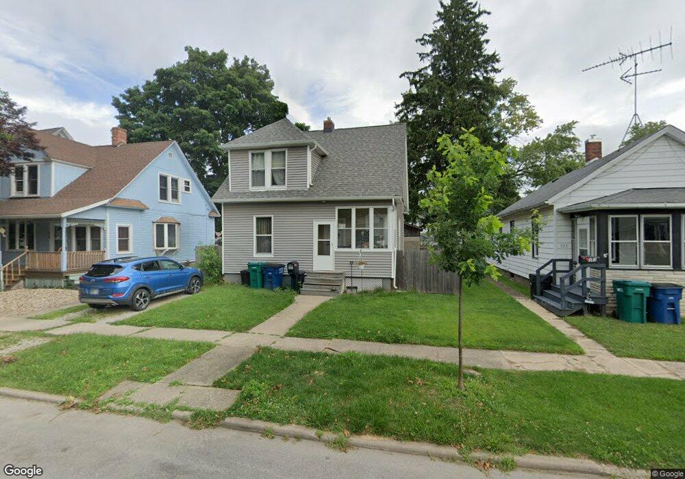 321 E Maple Ave, La Porte, IN 46350 - photo 1