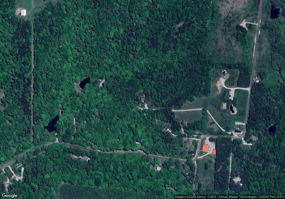 10125 Frasure Helber Rd, Logan, OH 43138 - photo 1