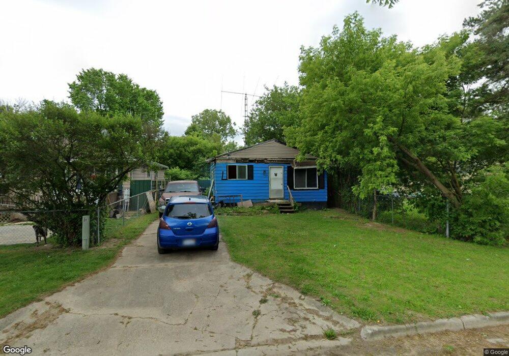 1447 W Juliah Ave, Flint, MI 48505 - photo 1