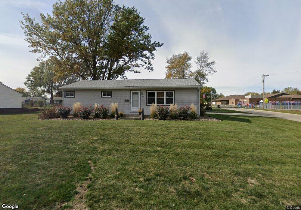 501 E 25th St S, Newton, IA 50208 - photo 1
