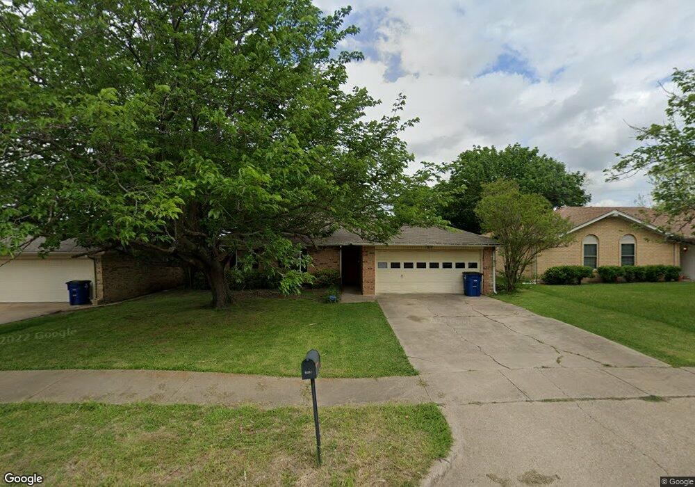 906 Phillips Dr, Ennis, TX 75119 - photo 1