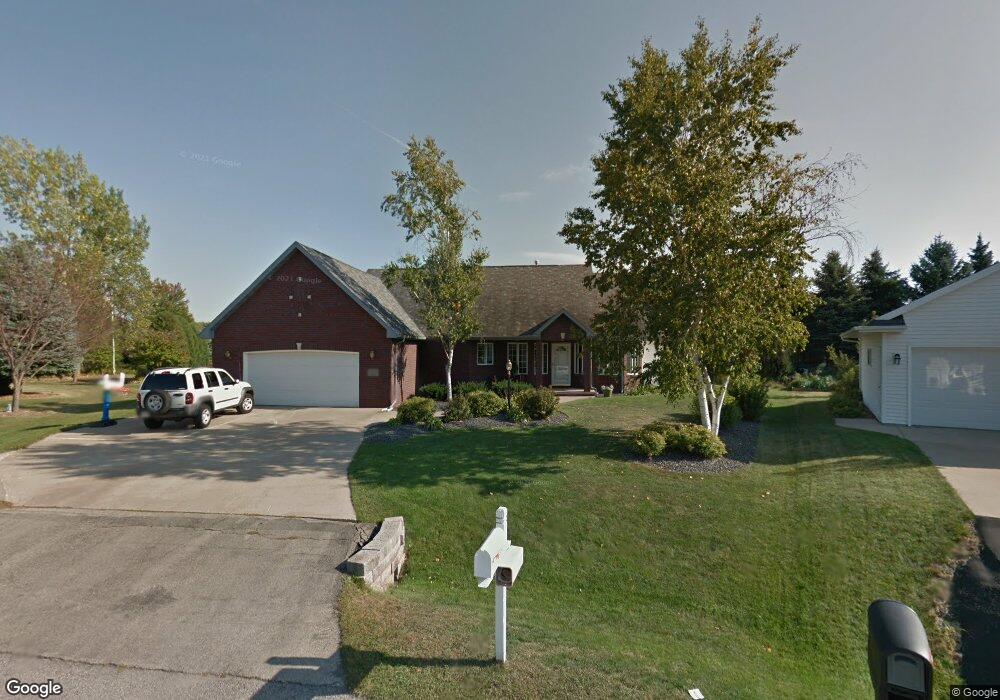 W3045 Pinecrest Ct, Appleton, WI 54915 - photo 1