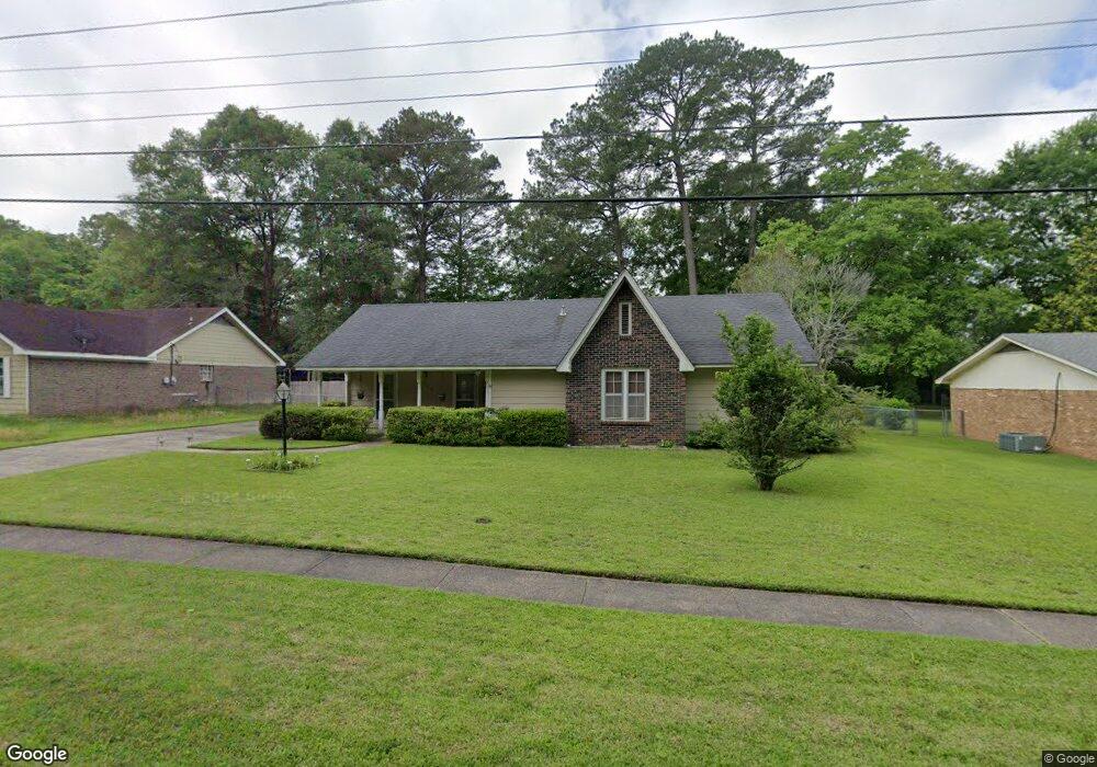 2806 Old Amy Rd, Laurel, MS 39440 - photo 1