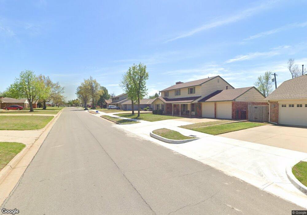 2724 NW 110th St, Oklahoma City, OK 73120 - photo 1