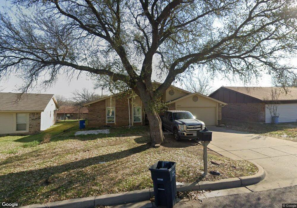 7017 Woodmoor Rd, Fort Worth, TX 76133 - photo 1