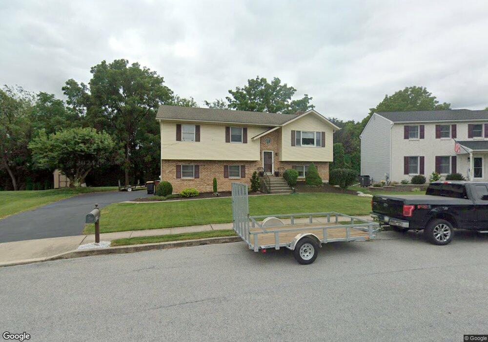 4605 Christina Dr, Whitehall, PA 18052 - photo 1