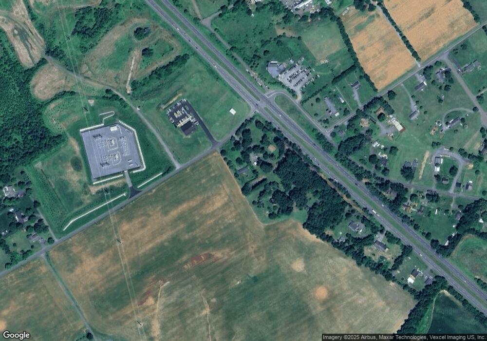 6527 Covingtons Corner Rd, Bealeton, VA 22712 - photo 1