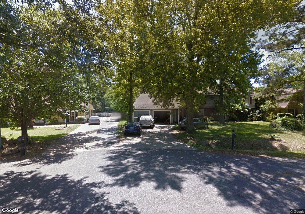 1207 Springwood Ln, Lake Charles, LA 70605 - photo 1