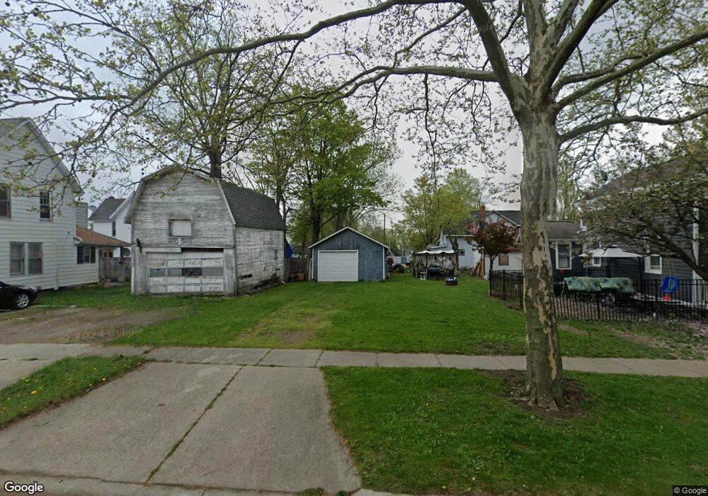 315 S Mcvicar St, Adrian, MI 49221 - photo 1