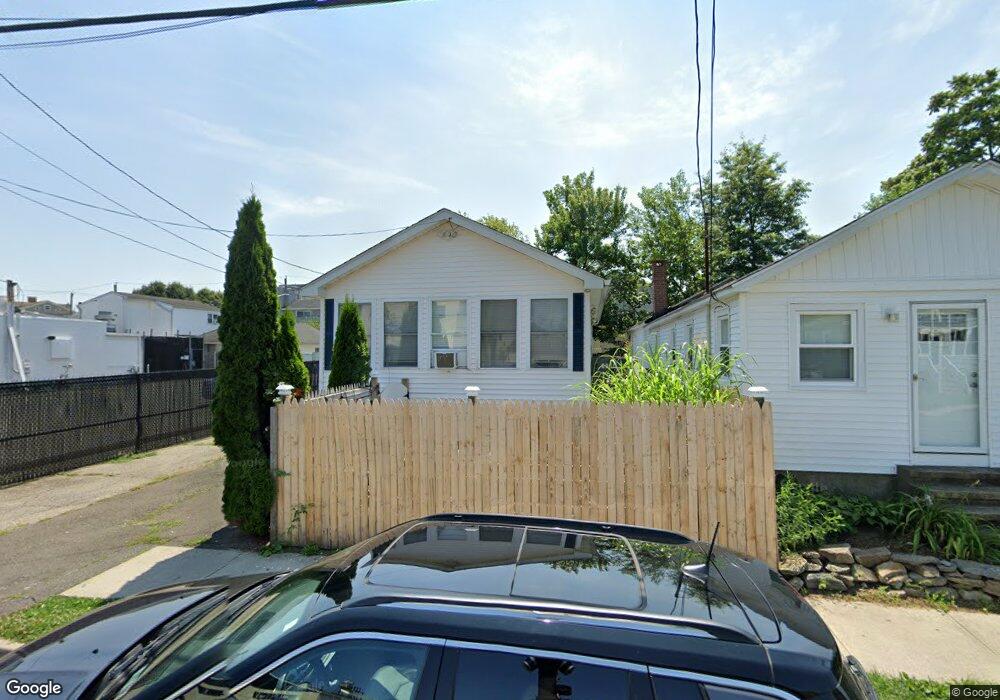 1130 Reef Rd, Fairfield, CT 06824 - photo 1