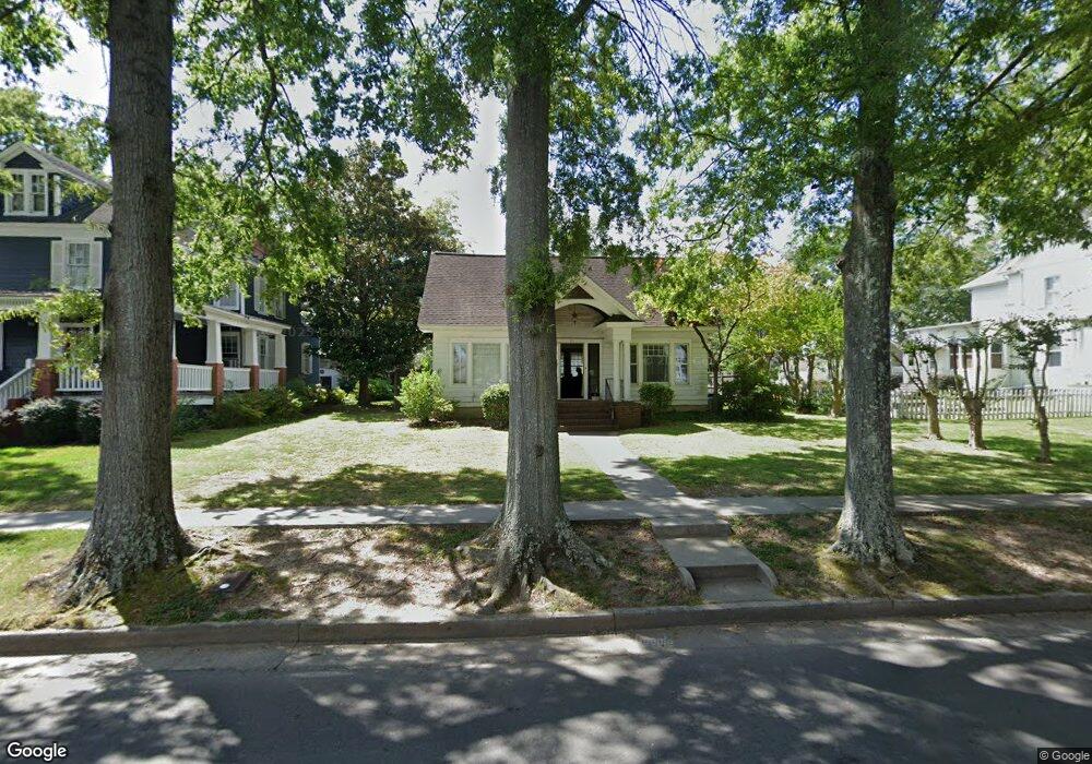 511 Lee St, West Point, VA 23181 - photo 1