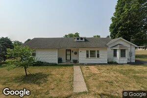 128 8th St, Dunfermline, IL 61524