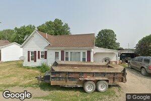 105 Fulton St, Dunfermline, IL 61524