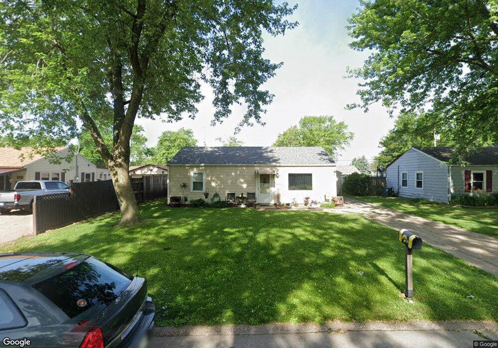 7110 N Oak St, Davenport, IA 52806 - photo 1
