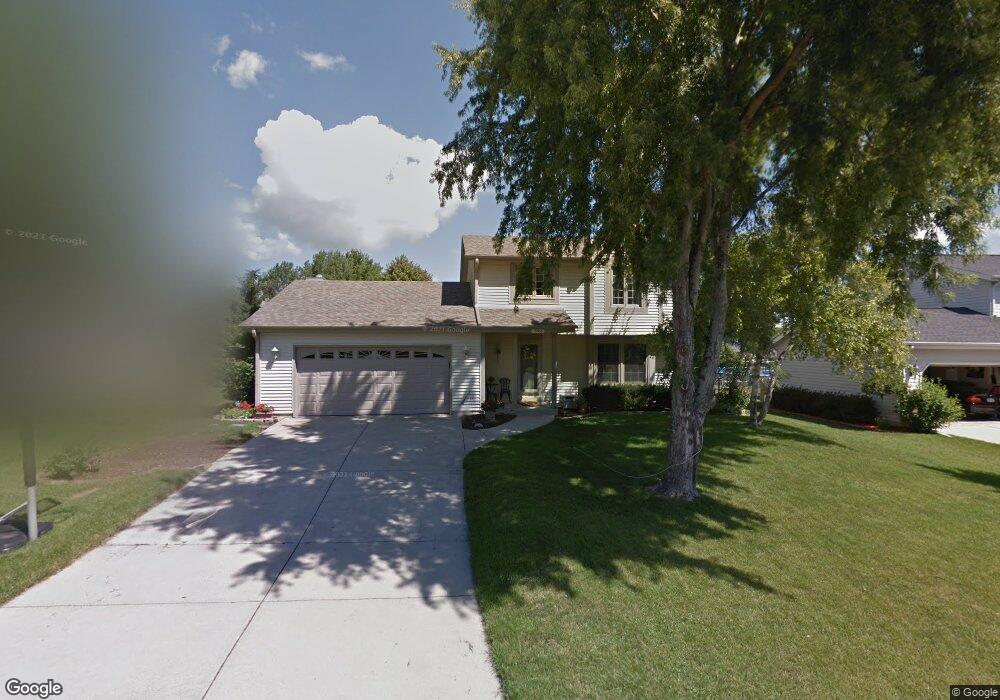 N78W15416 Haymeadow Rd, Menomonee Falls, WI 53051 - photo 1